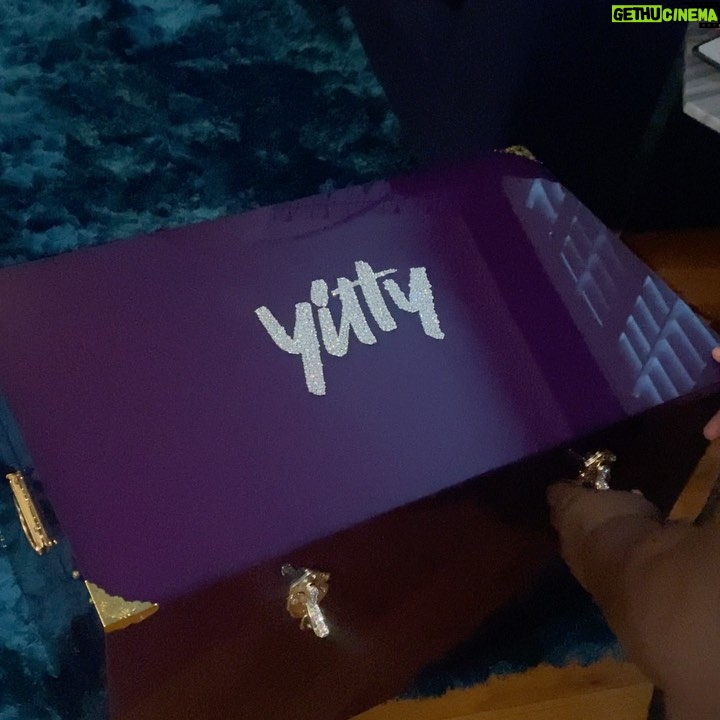 Gabourey Sidibe Instagram - Thank you @yitty and @lizzobeeating for this AMAZING box of goodies!! I already love my Yitty high wasted shorts and body suit I bought awhile ago but this gifted box is very high class and high ASS and just in time for the summer!!!!