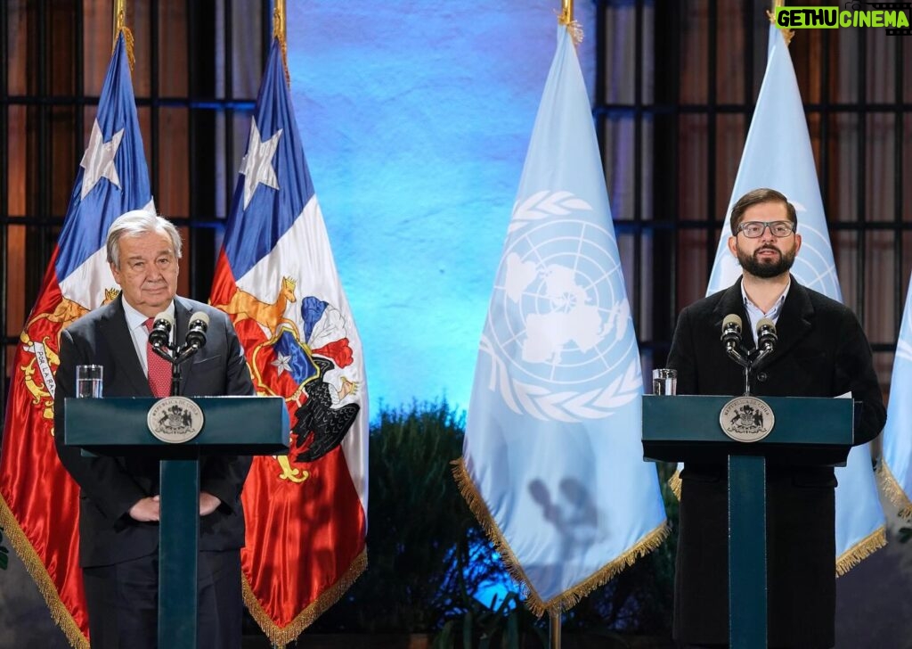 Gabriel Boric Instagram - Bienvenido a nuestro país @AntonioGuterres y a todos los Jefes Ejecutivos de las Naciones Unidas. Es un honor para Chile ser el primer país latinoamericano escogido como sede de la reunión de los más altos representantes de la @ONU_es. Su visita es reflejo de la fructífera colaboración y compromiso de Chile con el Sistema de Naciones Unidas y, al mismo tiempo, del gran aporte que este organismo ha realizado a nuestro país.