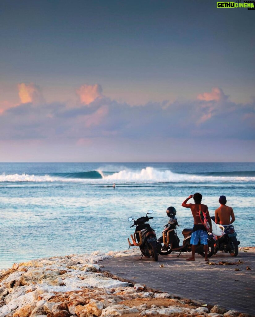 Gabriel Medina Instagram - Adventures, people and new places… i love The Search trips @ripcurl Always learning and living the best version of life. This is going to be fun. Lets have some fun 🥷🏻🤞🏼 #TheSearch