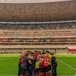 Gabriel Montiel Instagram - Con nuestra emocionante victoria en el Azteca culminamos nuestra participación en el 1er Split de la #kingsleagueamericas. 🔝 Fue un torneo mágico, lleno de momentos increíbles y sí bien tuvimos nuestros altibajos, esperamos haberlos hecho pasar la misma diversión y emoción que con la serie hace años. 🫶🏼✨ Nos vemos en el mundial, prometemos hacer una participación digna de la mejor afición de la #KingsLeague. 🖤❤️💛