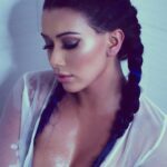 Gabriela Castrovinci Instagram - #MotivationMonday "Tough times never last but tough people do." Comment 👍🏽 for yes if you agree 🙏🏽💋