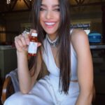Gabriela Sari Instagram - Uno más bomba que otro 🤍🤍🤍 ¿Conocían los 4 serum de La Roche-Posay? Cada cual se ajusta a tu necesidad. A mi me encanta combinarlos para un mejor cuidado de la piel 🫶🏽💙 #LaRochePosay @larocheposay #tratamientosN1antiedad @lorealgroupe_latam