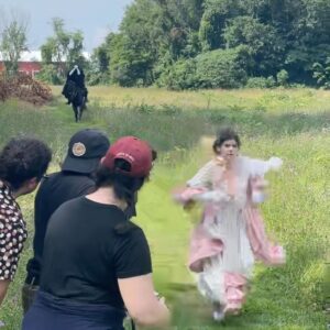Gabriella Pizzolo Instagram - on set in the 90s… the 1790s!