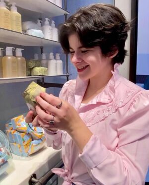 Gabriella Pizzolo Instagram - went to Union Square to get consulted by @freshbeauty for the holiday season! awesome to hear what they thought and to learn more about their commitment to sustainability and respect. I left having finished all my holiday shopping but ‘tis the season ig ☃️