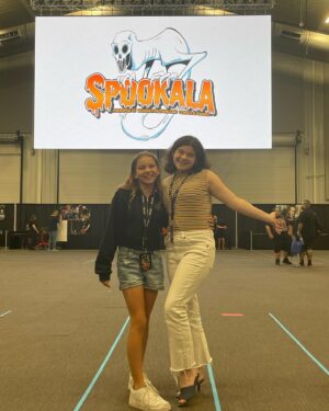Gabriella Pizzolo Instagram - wonderful weekend at @spookalafl with some of the best people (and animals)! and yes i do have Chosen’s phone in my pocket it was an accident i swear 🐍🦥