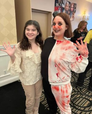 Gabriella Pizzolo Instagram - my first weekend in my twenties was a fright fest!! terrifyingly delighted to meet you all at @monstermaniacon