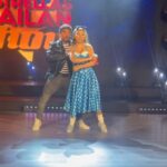 Gaby Ramirez Instagram - En solidaridad a @mediometro_original llegan a bailar @gabyramireztv y @iamtonygarza #LasEstrellasBailanEnHoy