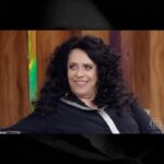 Gal Costa Instagram - 🌊“Hoje eu não preciso mais olhar pro mar porque o mar habita dentro de mim” Entrevista para @pedrobial, exibida no @conversacombial em 08 de dezembro de 2017. #EquipeGal #GalCosta
