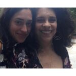 Gal Costa Instagram - 🎂✨ Hoje é um dia especial! É dia de celebrar o aniversário da diretora @dandaraferreira! A parceria e confiança mútua entre Gal e Dandara foi a essência de projetos extraordinários. Dandara trouxe sua visão única para a trajetória artística da nossa diva, dirigindo a elogiada série documental “O nome dela é Gal” (HBO, 2017) e, a convite da própria Gal, o longa-metragem “Meu Nome É Gal”(2023). Dandara, que seu dia seja repleto de alegria, realizações e rodeado pelo carinho daqueles que reconhecem e admiram o incrível trabalho que você faz! 🌟🎈 Parabéns! #GalCosta #EquipeGal
