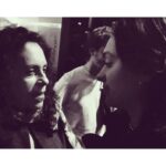 Gal Costa Instagram - 🎂✨ Hoje é um dia especial! É dia de celebrar o aniversário da diretora @dandaraferreira! A parceria e confiança mútua entre Gal e Dandara foi a essência de projetos extraordinários. Dandara trouxe sua visão única para a trajetória artística da nossa diva, dirigindo a elogiada série documental “O nome dela é Gal” (HBO, 2017) e, a convite da própria Gal, o longa-metragem “Meu Nome É Gal”(2023). Dandara, que seu dia seja repleto de alegria, realizações e rodeado pelo carinho daqueles que reconhecem e admiram o incrível trabalho que você faz! 🌟🎈 Parabéns! #GalCosta #EquipeGal