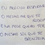 Gal Costa Instagram - ... E vejam como foi criar "Um Dia de Domingo". Era um pouco mais da meia noite, quando começamos a trabalhar no estúdio que improvisei no quarto de empregada do meu apartamento, no bairro do Cachambi (Rio de Janeiro). Ao longo da madrugada, na área de serviço (próximo ao tanque de lavar roupa) as idéias fluíam...rsrs Conclusão: letra e música prontas ao raiar do dia. Sem dúvida, esse foi um dos maiores desafios que @michaelsullivan & @paulomassadas tiveram que enfrentar em sua trajetória. Afinal, se tratava de dois ícones da Música Popular Brasileira: Gal Costa & Tim Maia. "Um Dia de Domingo" recebeu o Troféu Imprensa, sendo considerada "Música do Ano" (1985). 🙏🙌🙏 #umdiadedomingo #timmaia #galcosta #trofeuimprensa #compositor #letrista #musico