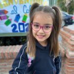 Gala Caldirola Instagram – Ahora si mi amor!!!! Borre las fotos anteriores por que se veía la insignia del colegio! Gracias a los que me recordaron que es peligroso mostrarla, os amo por cuidarnos ⚠️😍
.
Como te decía mi Princesa…Bienvenida a esta nueva etapa mi amor!!! Eres tan sociable e inteligente que no es necesario desearte suerte, no tengo ninguna duda de que absorberás cada enseñanza como una esponjita y recibirás a cada compañerito y profesora con una sonrisa y tu mejor disposición!
Confío en ti, te amo y me siento orgullosa de ser tu madre 🤍