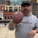Garth Brooks Instagram - Opening weekend for @friendsbarnash Game on!!!! love, g