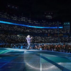Garth Brooks Instagram - Thought nothing could be louder than Friday night
I was wrong!!!!
Holy Cow Music City!!!!!
THAT’S how you do it!!!!
I’m a FAN!!!!
love, g #GARTHinNASHVILLE