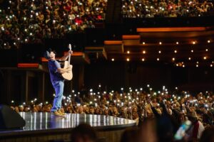 Garth Brooks Instagram - @opry, thank you for the best night!!! @theryman, you’re up!!!
Can’t wait!!! love, g #GARTHatTheOpry