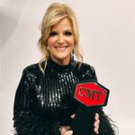 Garth Brooks Instagram - We can say this because we live around her… Who she is, what she does, and how she lives her life embodies EVERYTHING this June Carter Cash Humanitarian Award is all about. In both heart and action, @TrishaYearwood ALWAYS shows up — whether building houses for Habitat for Humanity, mentoring young female artists or walking across the country to raise money for breast cancer, Trisha is consistent in her actions to help others. June Carter Cash and Trisha share a lot in common, both world class vocalists and both lovers of people…we can’t think of anyone more deserving to be the inaugural recipient of this award! Let’s celebrate Trisha, celebrate the legacy of June Carter Cash and pledge to do more for humanity just like these legends… let’s learn from them and always pay it forward !!!! -Team Garth & Team TY