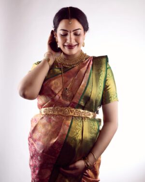 Geetha Madhuri Instagram - PC - @guntiartstudio