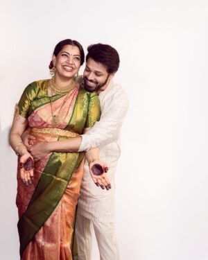 Geetha Madhuri Instagram - PC - @guntiartstudio 

@that_actor_nandu @daakshaayani_prakruthi 

Prakruthi’s outfit - @chandamama_designerstudio