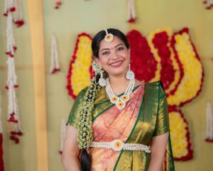 Geetha Madhuri Instagram - Seemantham Veduka !!! 

PC - @guntiartstudio 
Decoration- @vinnus_classy_events
Bommalu - @shubhamasthu_pellisamagri