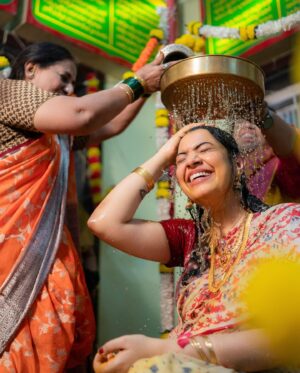 Geetha Madhuri Instagram - ఉదకశాంతి! Udhaka shaanthi!!! 

PC - @guntiartstudio