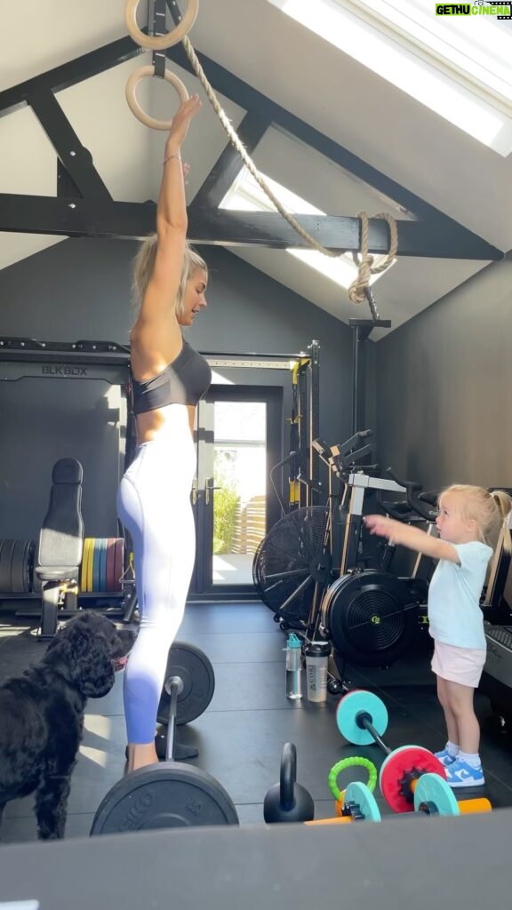 Gemma Atkinson Instagram - Every Saturday we spend time in the gym. She asks questions, she watches, she learns, she grows. I hope you always want to train with me Mia. ❤️ 💪🏼