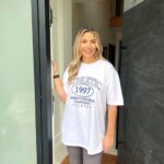 Gemma Atkinson Instagram - Here we go! My BRAND NEW collection with @inthestyle has just launched on the app!🍂🤍 #ad The feedback from this collection has been amazing and I’m so glad you all love it as much as I do! I really wanted to create some wardrobe staples for this autumn that you can just chuck on as I realise now more than ever we have no time 😂🤦🏼‍♀️ quick and comfy all the way! Thank you for all the support 🤎🍁