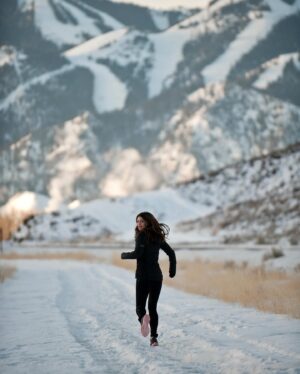 Genevieve Padalecki Instagram - Taking a moment to revel in the extraordinary beauty of this planet. 🌎💚 This Earth Day, show our mama some love by supporting organizations working on the frontlines to safeguard our planet’s ecosystems and biodiversity. Sharing some impactful organizations in my stories today to consider donating your time or money to. 🫶