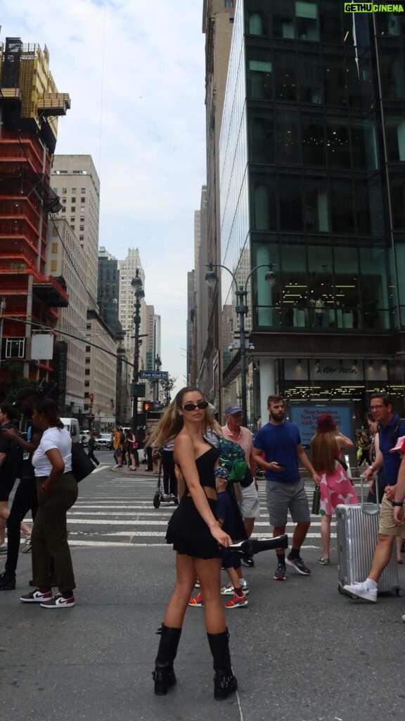 Georgia Hassarati Instagram - still thinkin about NYC