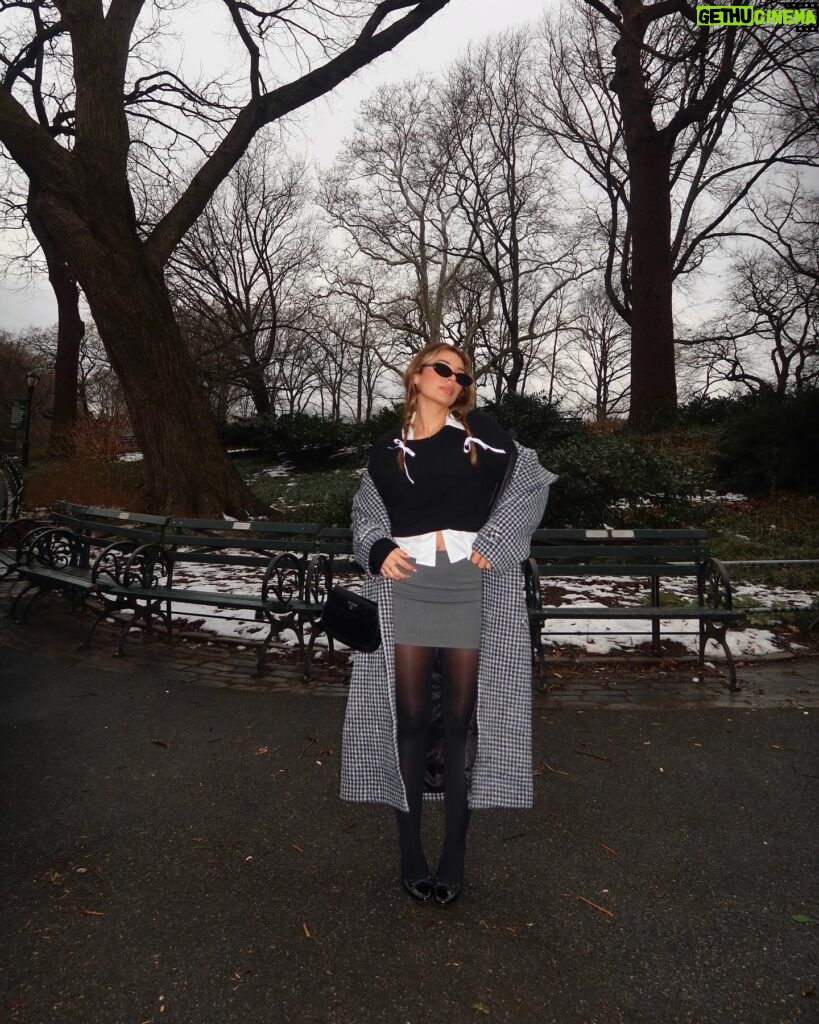 Georgia Hassarati Instagram - Central Park is my favorite