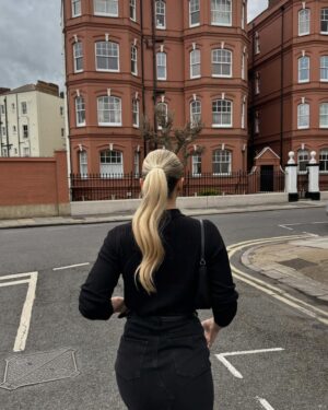 Georgia Hirst Instagram - T minus 6 months I’ll be cutting my hair off ;)