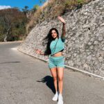 Geraldine Galvan Instagram - Algunas tormentas llegan para limpiar tu camino 🦋