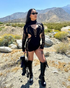 Gia Gunn Instagram - 3rd and final look…ready to go home and take a bath🥹 are we sliving for this punk anime moment?! 

whole outfit from @dollskill 🖤