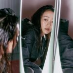 Gia Kim Instagram - Can’t control other people’s narrative of me. Less people-pleasing; More self-empowering and cherishing the connections that stay @dazedkorea 나에대한 타인의 판단은 내가 통제 할 수 없는 것 타인의 입맛에 나를 맞추는 피플플리징은 그만, 나 자신의 역량강화에 힘을 줄 것, 그리고 남는 인연은 더 소중히 여길 것 Director Choi Jiwoong Editor Woo Junhee, Kim Nahyoun, Kwon Sohee Fashion Marco Kim, Han Jiyong, Keem Hyobin Art Lee Sanghyeon Film studio @studio.lextreme Hair Hong Hyunseung, Yun Hyejeong Makeup Kook Hyunmi, Lim Jeongin