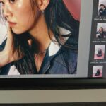 Gia Kim Instagram - Can’t control other people’s narrative of me. Less people-pleasing; More self-empowering and cherishing the connections that stay @dazedkorea 나에대한 타인의 판단은 내가 통제 할 수 없는 것 타인의 입맛에 나를 맞추는 피플플리징은 그만, 나 자신의 역량강화에 힘을 줄 것, 그리고 남는 인연은 더 소중히 여길 것 Director Choi Jiwoong Editor Woo Junhee, Kim Nahyoun, Kwon Sohee Fashion Marco Kim, Han Jiyong, Keem Hyobin Art Lee Sanghyeon Film studio @studio.lextreme Hair Hong Hyunseung, Yun Hyejeong Makeup Kook Hyunmi, Lim Jeongin