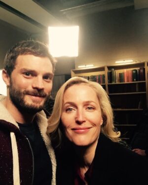Gillian Anderson Instagram - 10 years of silk shirts, room 203 and showing men how it’s done. Stella Gibson. What a gift of a character.

(The Fall premiered on @bbctwo 13 May 2013 🤯)