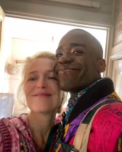 Gillian Anderson Instagram - Favourite sunshine boy (man!) @ncutigatwa