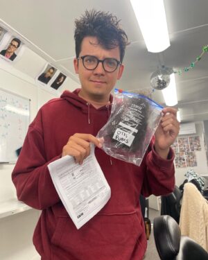 Gillian Anderson Instagram - It’s about time! 🍆❤️ @sexeducation