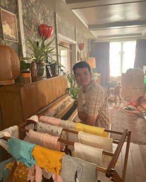 Gillian Anderson Instagram - It’s about time! 🍆❤️ @sexeducation