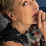 Gillian Anderson Instagram – 24 hrs in NYC

#scoop @netflixuk @netflix