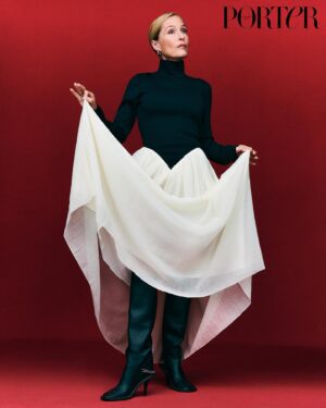 Gillian Anderson Instagram - @portermagazine

Photographer: @philip_messman
Casting: @theannabelbrog @olivesw
Content Director: @alcaselyhayford
Photographer: @philip_messman
Art Director: @iamviettran @kelly0n
Hair: @jamesrowehair
Makeup: @florriewhitemakeup
Styling: @cblazeby
Nails: @jessicathompsonnails
Words: @katie_berrington