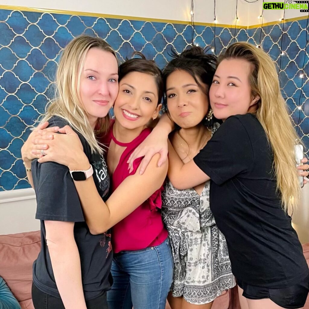 Gina Darling Instagram - And that’s a wrap. The final episode of Big Mood podcast just went up and it’s so incredibly bittersweet. The last 3 years with these girls has been such a rewarding adventure filled with love, amazing memories, and joy with these three girls I can truly call my close friends. From moving to different states, having a new baby, and getting new jobs, we decided that it was best to close it out here because life got so wild for all of us! Thank you to our fans for all your support over the years and thank you for letting us be a part of your lives. I love you all so much @nikkilimo @real_tiff and Jess. Thank you for giving me the gift of being a part of @bigmoodgirls 💜 I love you girls forever.