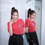 Gingle Wang Instagram - ： 體驗航海王一日遊 🏴‍☠️❤️ Thanks @puma select 每次給的小驚喜， 在聯名的單品裡探索更多的可能性 #PUMA #PUMAXONEPIECE @PUMA