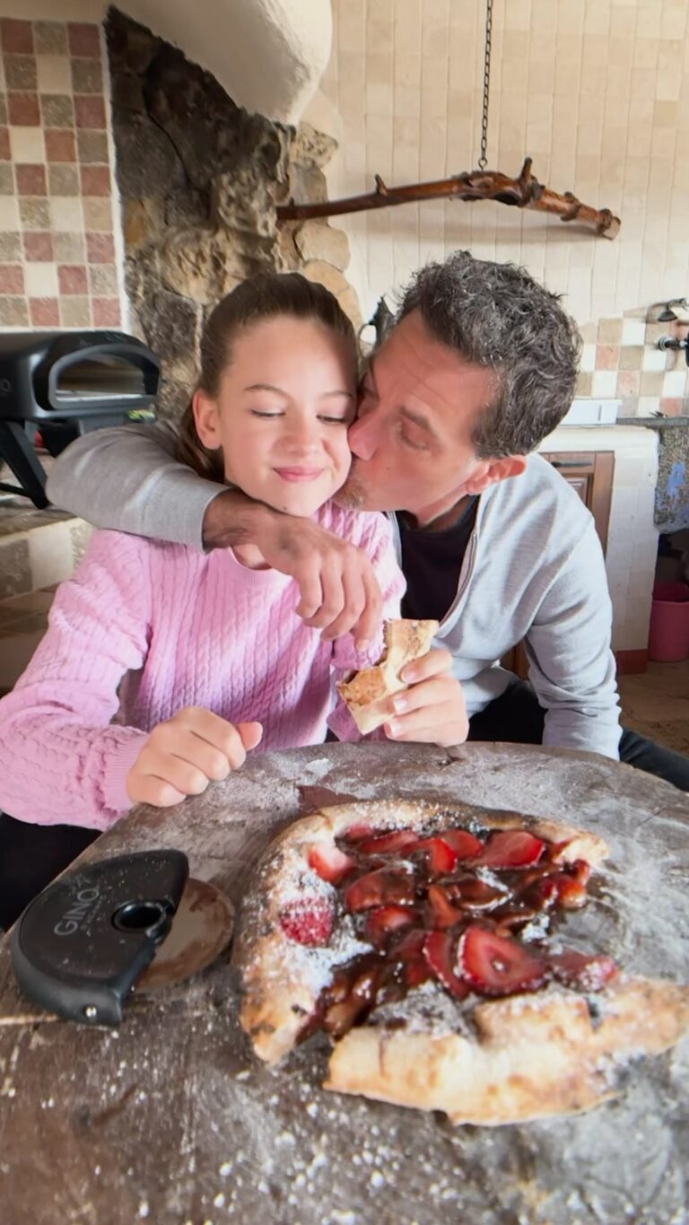 Gino D'Acampo Instagram - Making one of our favourite Pizza’s with my Principessa Mia, with the help of @ginopizzaovens of course!! I must say - WOW this was delicious😎… GDx