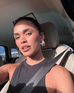 Giovana Cordeiro Instagram - Primeira semana de férias e muitas skins 🦎