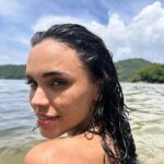 Giovana Cordeiro Instagram - Já tem um mês mas tá valendo 🍃