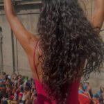 Giovana Cordeiro Instagram - Mais um ano de #FervodaLudcomSeda ✨ A marca mais escolhida do Brasil e que me acompanha em muuuitos momentos, hoje me levou pro @fervodalud e foi histórico mais uma vez!! 🩷 Como é bom viver o carnaval!! Foca nessa liberdade!! #ÉSedaSim #publi