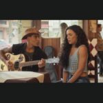 Giovana Cordeiro Instagram - Passar em estúdio para cantar em cena é sempre uma boa surpresa 💛 Quem amou essa dupla sertaneja Luna e Jefinho? @micael