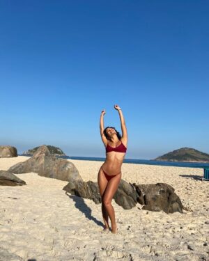 Giovana Cordeiro Instagram - Ela tá com saudade do cabelinho dela 🥰