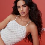 Giovana Cordeiro Instagram - Sempre misturando beleza e conforto A @bebece me convidou para estrelar a coleção de Outono/Inverno 2024 e esse é um pouco do resultado dessa parceria! Passem no e-commerce deles pra dar uma olhadinha. ;) #publi