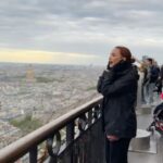 Giovana Cordeiro Instagram - Mãe, subi na torre Eiffel!!!